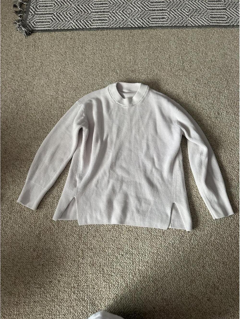 Lululemon Cream ribbed knit sweater